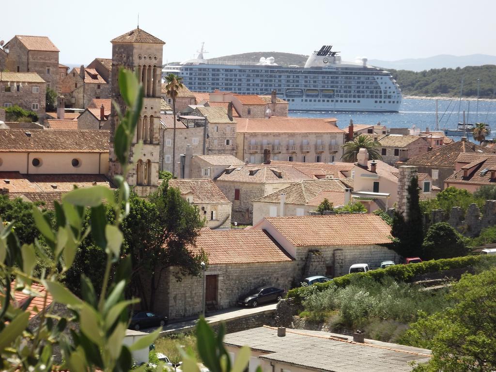 Guest House Vuljan Hvar Town Zewnętrze zdjęcie